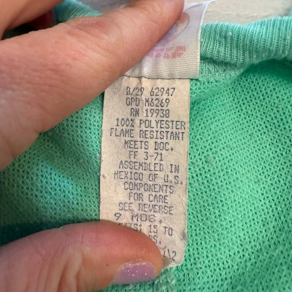 Vintage‎ Winnie the Pooh fleece baby footed sleeper 9 months